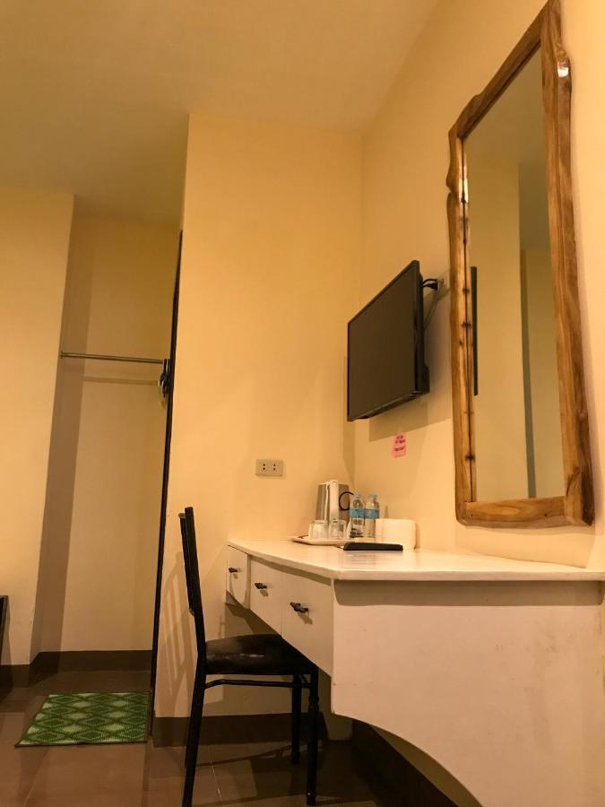 E.I. Suites シキホール エクステリア 写真